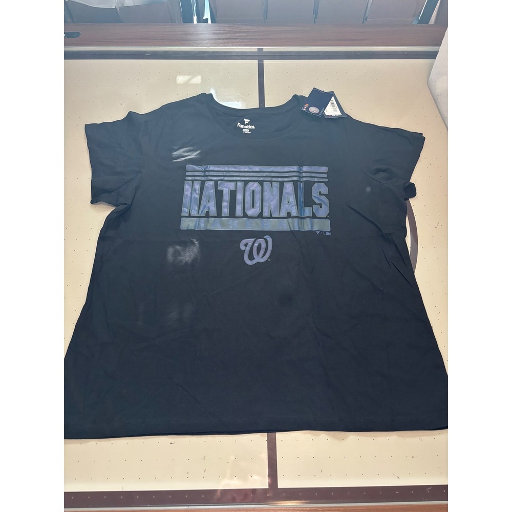 1217 Fanatics Washington Nationals MLB Womens Black V-Neck Graphic  2X NWT